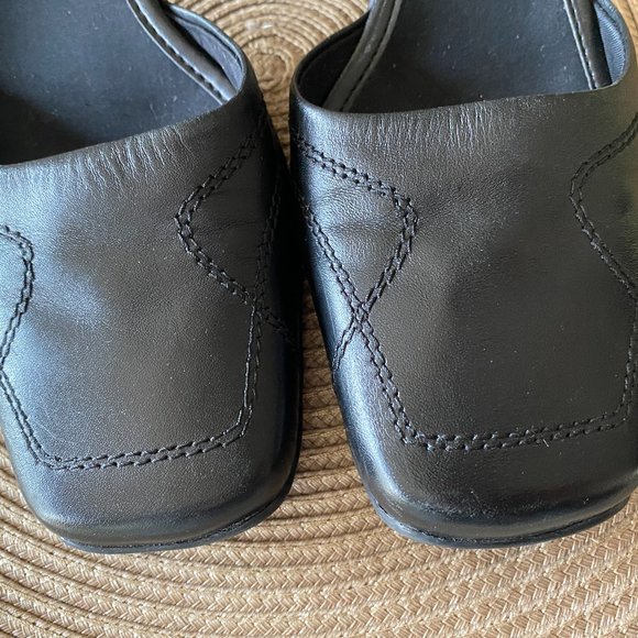 Westies Black Eugenerr Ankle Strap Flare heeled pumps~7 1/2 M - Picture 9 of 14